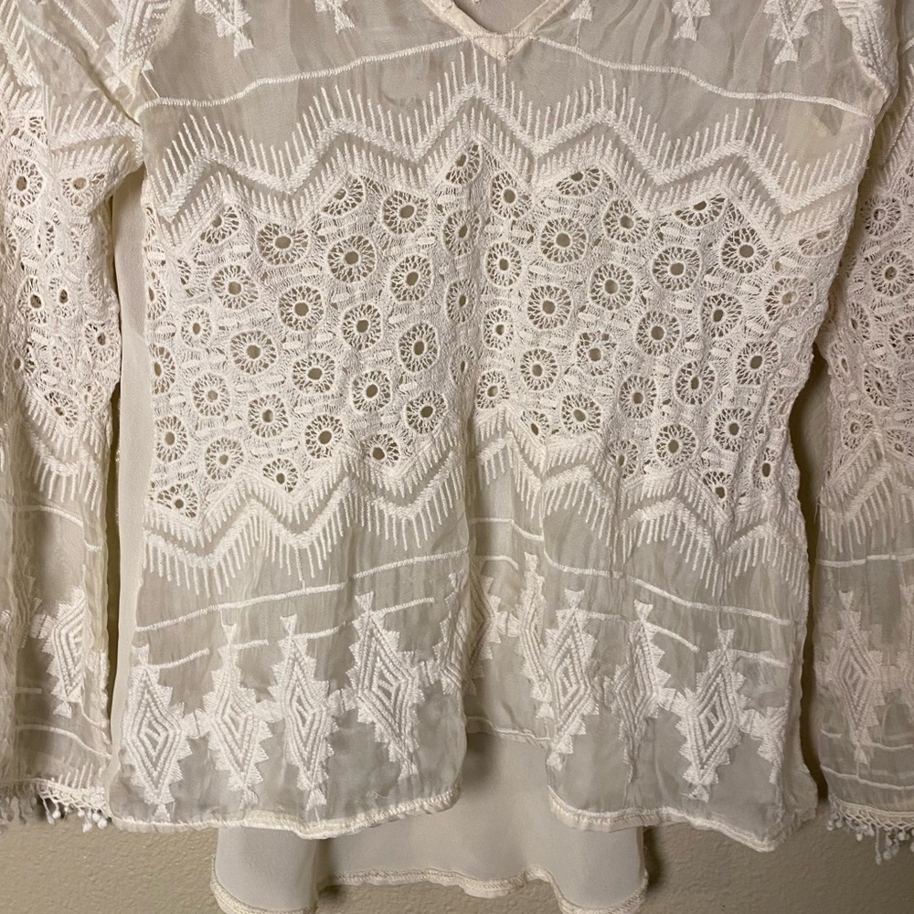 ASTR Women's White Lace Top Whimsical fairy festival size XS - Picture 2 of 6